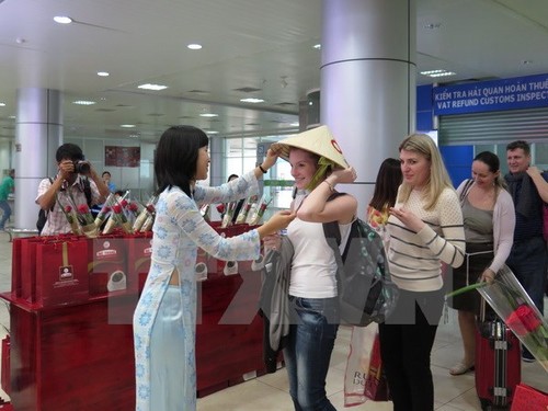 Вьетнам активизирует рекламирование отечественного туризма среди российских туристов - ảnh 1